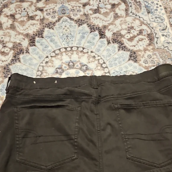 American Eagle Outfitters Women's Black Straight Leg Jeans - Picture 6 of 9